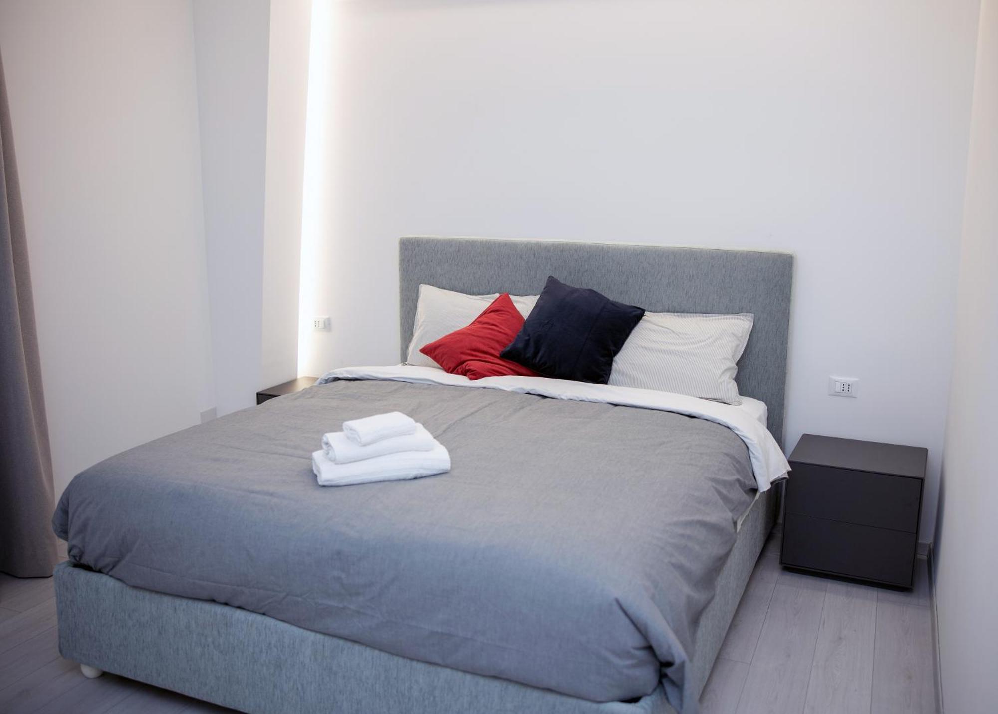 Affittacamere Mani - Camere Con Bagno Privato Gela Dış mekan fotoğraf