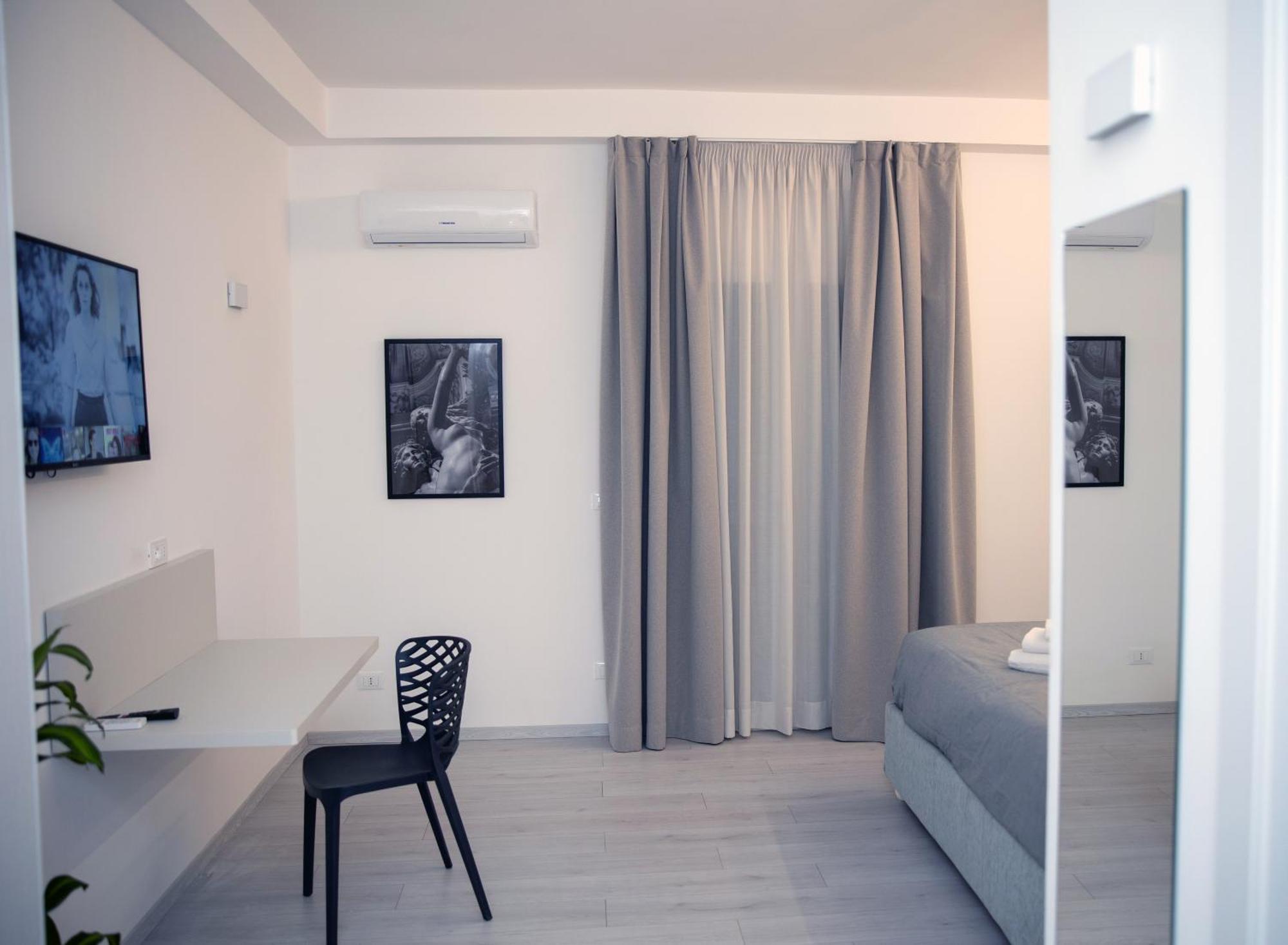 Affittacamere Mani - Camere Con Bagno Privato Gela Dış mekan fotoğraf