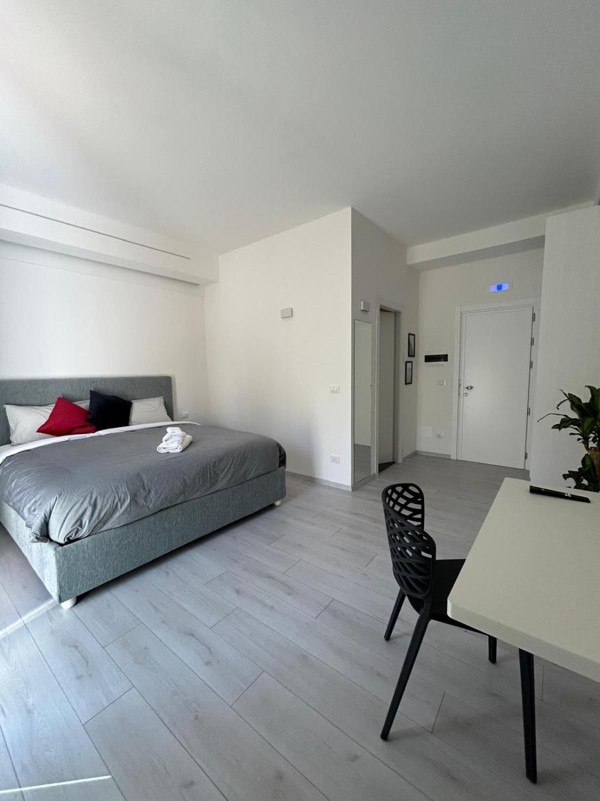 Affittacamere Mani - Camere Con Bagno Privato Gela Dış mekan fotoğraf