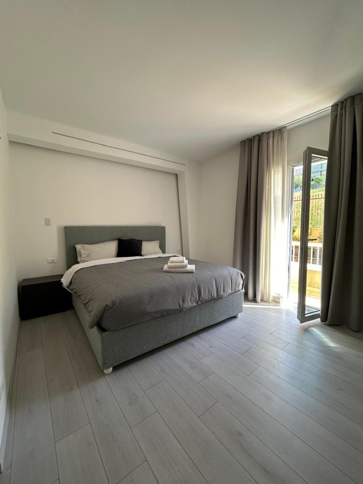 Affittacamere Mani - Camere Con Bagno Privato Gela Dış mekan fotoğraf