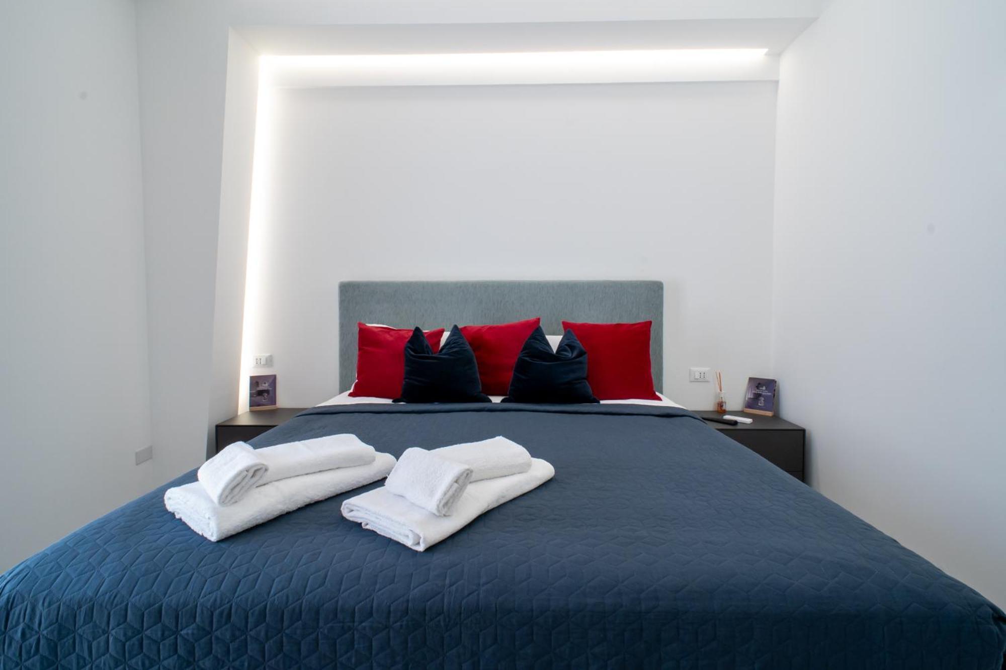 Affittacamere Mani - Camere Con Bagno Privato Gela Dış mekan fotoğraf